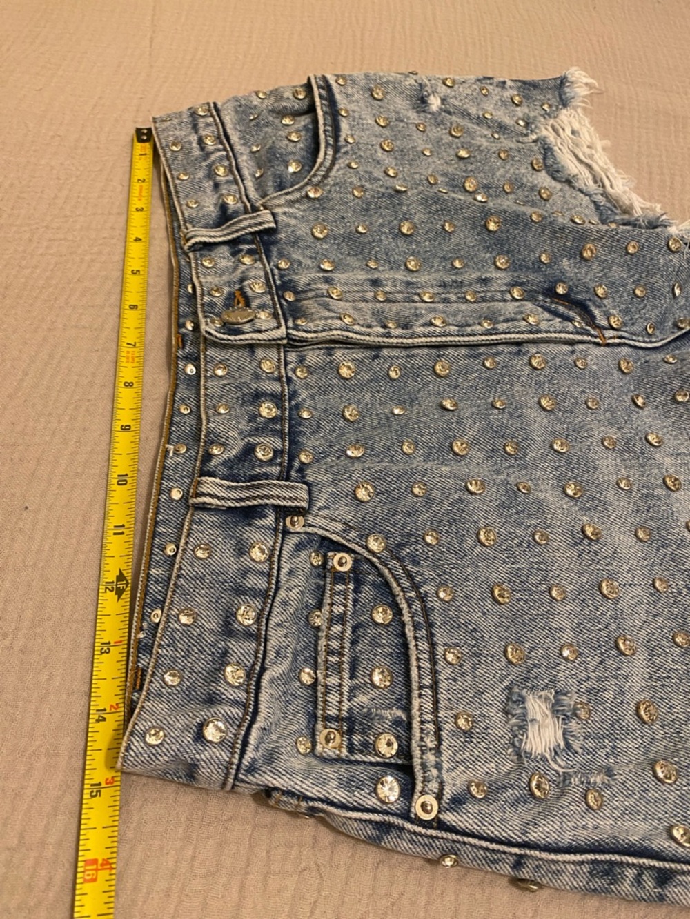 RETROFETE ANGEL EMBELLISHED DENIM SHORT Studded Distressed Denim - Blue. Size 28 - Picture 10 of 15
